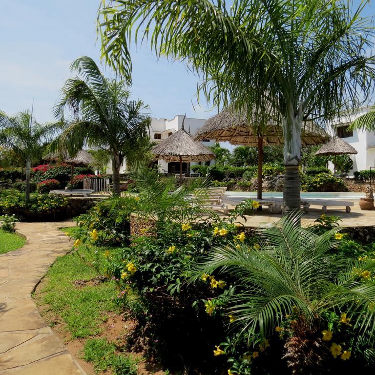 Kibali Villas Resort Малинди Екстериор снимка