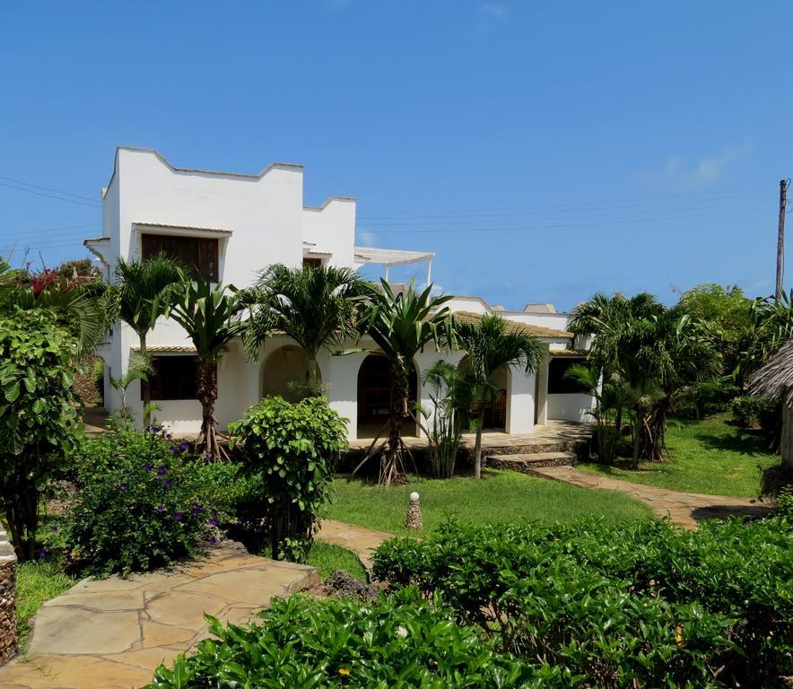 Kibali Villas Resort Малинди Екстериор снимка