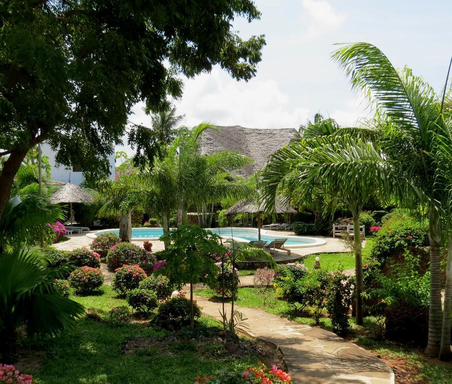 Kibali Villas Resort Малинди Екстериор снимка